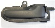 MANIGLIA PORTA INT C1 AYGO 107 05 SX->
